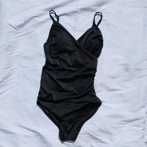 H&M black Solid one piece swimsuit 6